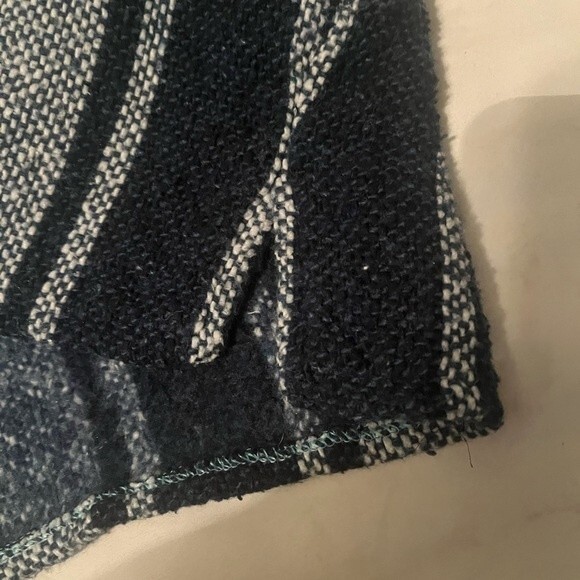 Handmade Mexican Baja Hoodie Poncho/ Unisex - Picture 5 of 8